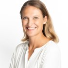 Karin Dulac headshot